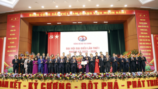 Xây dựng nền tài chính quốc gia vững mạnh để thúc đẩy tăng trưởng kinh tế