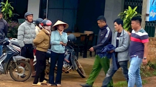 Mâu thuẫn khi nhậu, thợ hồ bị con chủ quán đâm tử vong