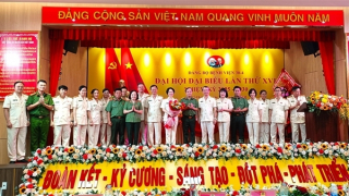 Nâng cao chất lượng dịch vụ y tế và chăm sóc sức khỏe CBCS và người dân