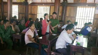 Quy định mới nhất về công tác giám sát việc thực hiện quyết định cấm tiếp xúc