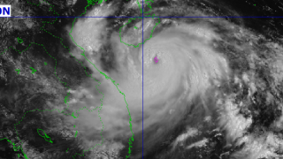 Bão số 5 thành cuồng phong, hàng loạt tỉnh cấm biển