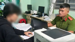 Giải cứu một nạn nhân bị bắt cóc online dọa đưa sang Campuchia