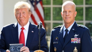 Vũ trụ, năng lượng hạt nhân và cuộc đua địa chính trị mới