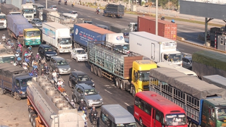 Bài 4: Đâu là giải pháp tổng thể để giảm xe cá nhân?