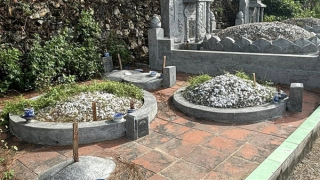 Huế: Người dân bức xúc khi hàng loạt ngôi mộ bị cắm cọc, đánh số