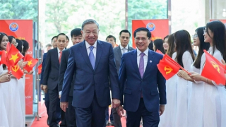 Chặng đường 80 năm vẻ vang của nền ngoại giao Việt Nam