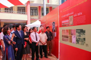 Trưng bày chuyên đề “Ký ức ngày độc lập và di sản cho người trẻ”