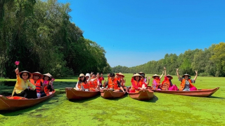 Đạp xe trên nước – Trò chơi quốc tế, mang hồn sông nước Đồng Tháp Mười