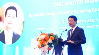 Diễn đàn bàn về khoa học công nghệ kiến tạo động lực phát triển