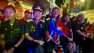 Niềm xúc động và tự hào của những cựu binh có mặt trên đường phố Thủ đô