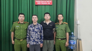 Bắt nhóm cho vay tiền thế chấp bằng CCCD hoặc clip khỏa thân