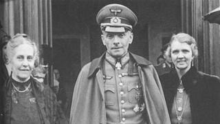 Vì sao âm mưu ám sát Hitler bị bại lộ?