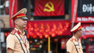 Phân luồng giao thông phục vụ Chương trình nghệ thuật “80 năm Hành trình Độc lập - Tự do - Hạnh phúc"