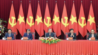 Tổng Bí thư Tô Lâm tiếp Trưởng đoàn chính đảng các nước