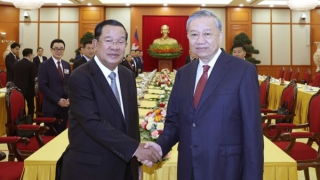 Tổng Bí thư Tô Lâm gặp Chủ tịch Đảng Nhân dân Campuchia