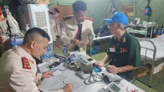 Chăm sóc y tế chu đáo cho nhiều cựu chiến binh và người dân chờ xem A80