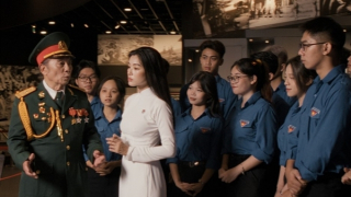 Lòng yêu nước bắc cầu cảm xúc giữa các thế hệ