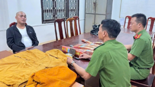 Giả danh thầy tu "cúng vong" để lừa đảo chiếm đoạt tài sản