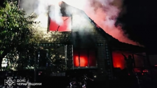 Tên lửa, UAV Nga đánh trúng 14 địa điểm khắp Ukraine