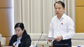 NA Standing Committee stresses tackling corruption, irresponsibility