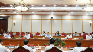 Bộ Chính trị cho ý kiến về công tác chuẩn bị Đại hội Đảng bộ một số tỉnh