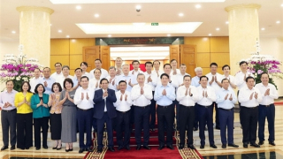 Bộ Chính trị cho ý kiến về chuẩn bị Đại hội Đảng bộ các cơ quan Đảng Trung ương