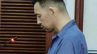 Người đàn ông nước ngoài giấu 10 gói ma túy trong vùng kín lĩnh 20 năm tù