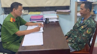 Khởi tố đối tượng đang điều trị cai nghiện ma túy vẫn dùng heroin