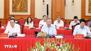 Bộ Chính trị làm việc với Ban Thường vụ Đảng ủy Chính phủ