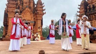 Tổ chức Ngày hội Văn hóa dân tộc Chăm lần thứ VI tại tỉnh Khánh Hòa