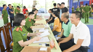 Cho người từng lầm lỡ bước tiếp chặng đường mới