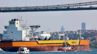 Mỹ thúc ép các thành viên NATO ngừng mua dầu của Nga