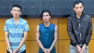 Bắt 3 đối tượng giả danh Công an, hành hung nạn nhân để cướp tài sản