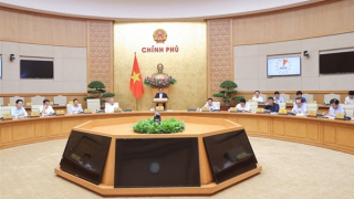 Khẩn trương hoàn thiện các dự án luật để trình Quốc hội vào tháng 10