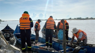 Lật xuồng máy trên sông Ba, một phụ nữ mất tích