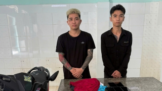 Xử lý nhóm “tiktoker” dàn dựng clip phản cảm, gây rối trật tự công cộng