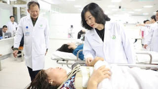 Bộ trưởng Bộ Y tế nói về lộ trình miễn viện phí vào năm 2030