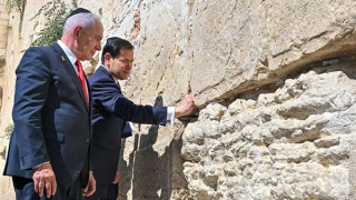 Mỹ gửi thông điệp ủng hộ Israel giữa “bão” ở Trung Đông