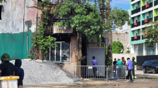 Cháy nhà lúc rạng sáng khiến 4 người trong một gia đình tử vong