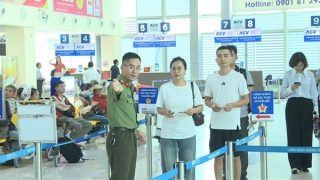 Sinh trắc học VNeID được ứng dụng hiệu quả tại Cảng hàng không Thọ Xuân