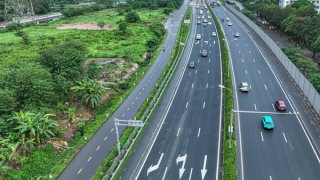 Bắt đầu cấm xe khách trên 29 chỗ và xe tải trên 7,5 tấn đi làn tốc độ cao nhất ở cao tốc