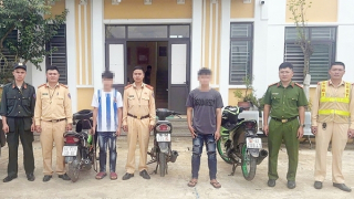 Trai bản “độ xế” rồi quay clip đăng lên mạng