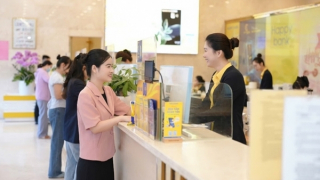 FiinRatings lần đầu xếp hạng tín nhiệm dài hạn Nam A Bank ở mức “A-” với Triển vọng “Ổn định”
