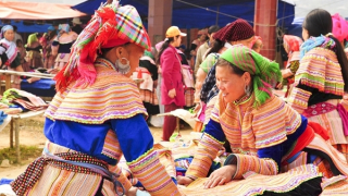 Chơi chợ Cán Cấu
