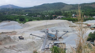 Công an vào cuộc nghi án trốn thuế nhiều tỷ đồng của một chủ mỏ đá ở Quảng Ngãi