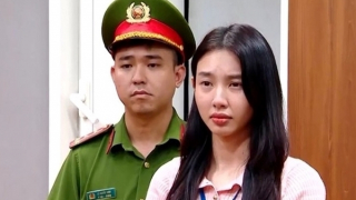 Truy tố Hoa hậu Nguyễn Thúc Thùy Tiên về tội “Lừa dối khách hàng”