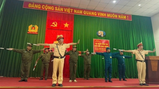 Phát huy vai trò nòng cốt Công an phường, xã trong công tác đảm bảo trật tự an toàn giao thông