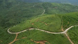 Sớm nâng cấp quốc lộ 49F để thúc đẩy  hàng hóa từ đất nước triệu voi về Việt Nam