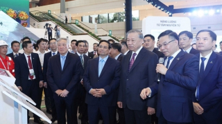 Tổng Bí thư Tô Lâm dự Lễ kỷ niệm 50 năm Ngày thành lập Petrovietnam