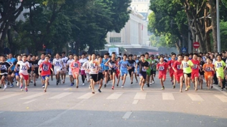 4.000 vận động viên tham dự Chung kết Giải chạy  Báo Hà Nội mới  mở rộng lần thứ 50
